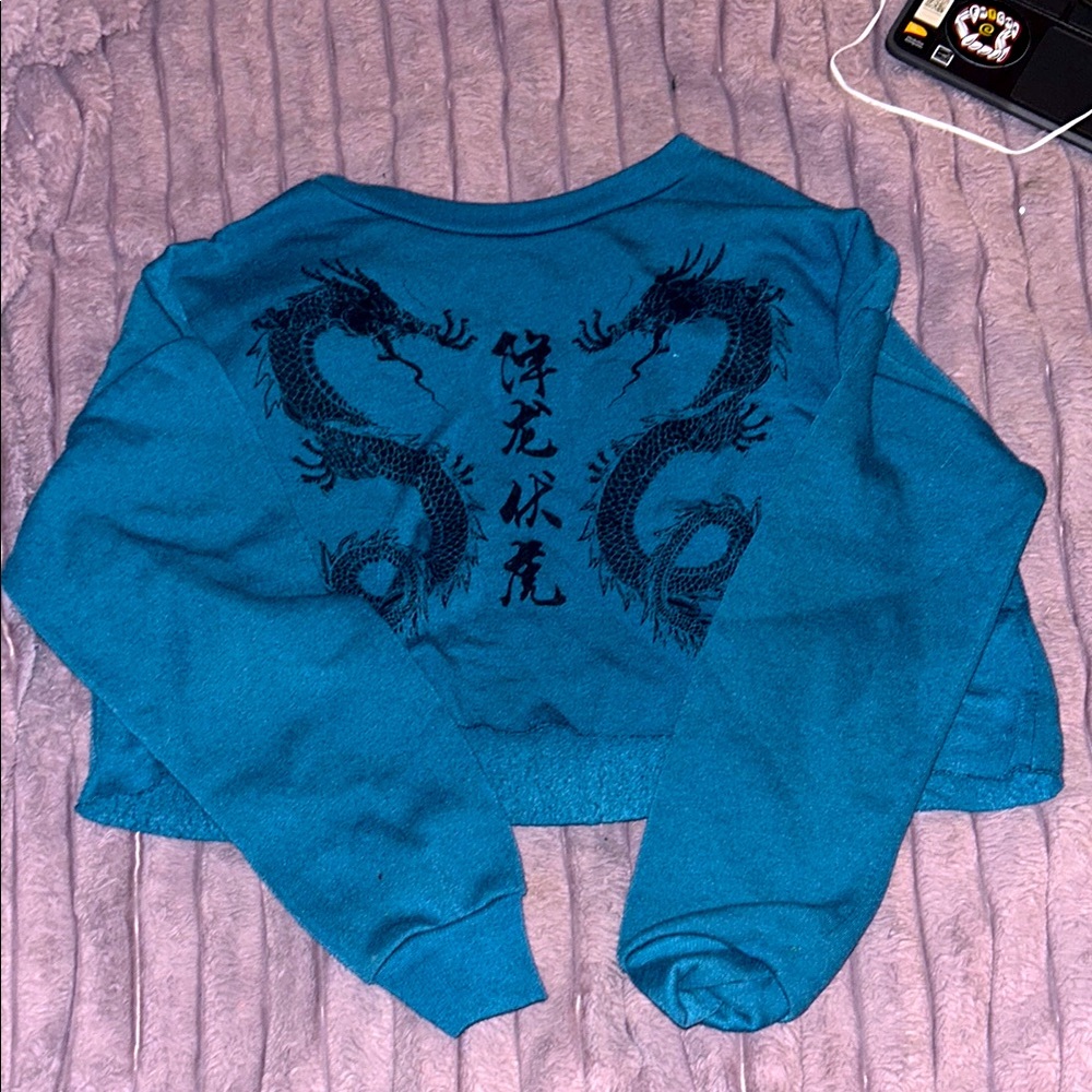 Teal Dragon Graphic Sweatshirt